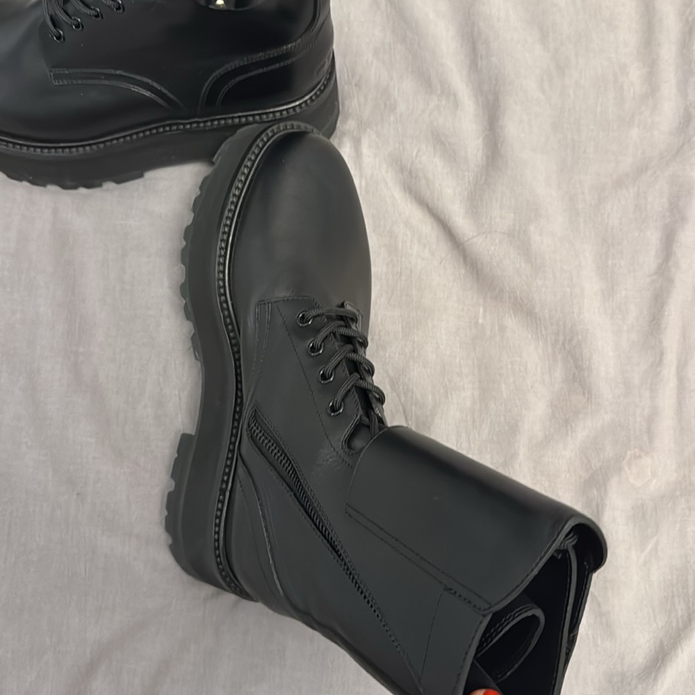 CELINE lace up with cuff chunky combat boots - Picture 9 of 11